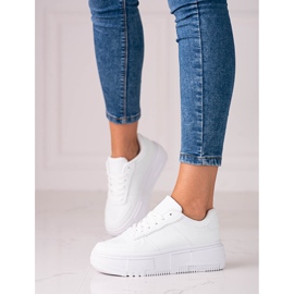 Valkoiset Shelovet naisten urheilukengät alustalla valkoinen 1