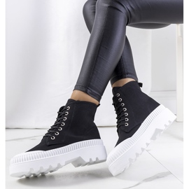 BM Roxon mustat tennarit 1