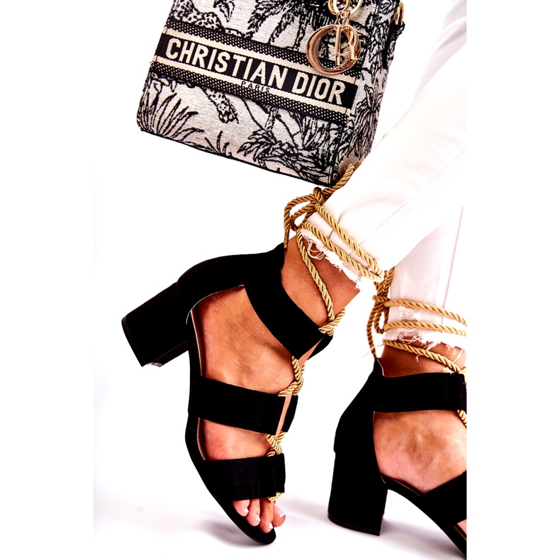 PG1 Mustat Erisa matalakorkoiset sandaalit 2