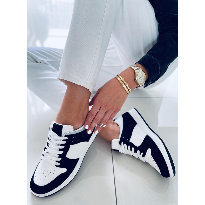 PA1 Naisten Cilaea BLACK / WHITE lenkkarit valkoinen musta 1