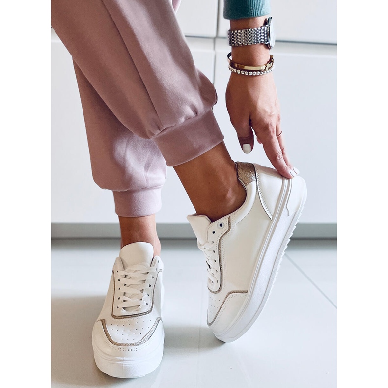 PA1 Josie Golden naisten tennarit valkoinen kultainen 1