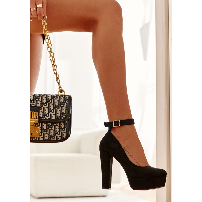 Mokkanahkapumput Black Rivia -alustalla musta 2