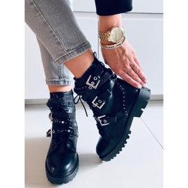 Fleur Mustat armeijan saappaat 2