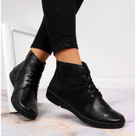 Mukavat eristetty musta nahkasaappaat naisille Łukbut 1816 1