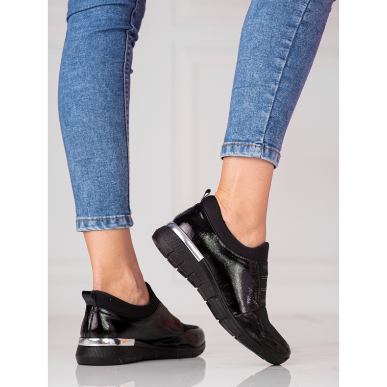 W. Potocki Lakatut naisten Shelovet kevyet tennarit musta 1