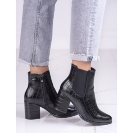 Jodhpur-saappaat Shelovet-postauksessa mustat kuviollisilla saappailla 1