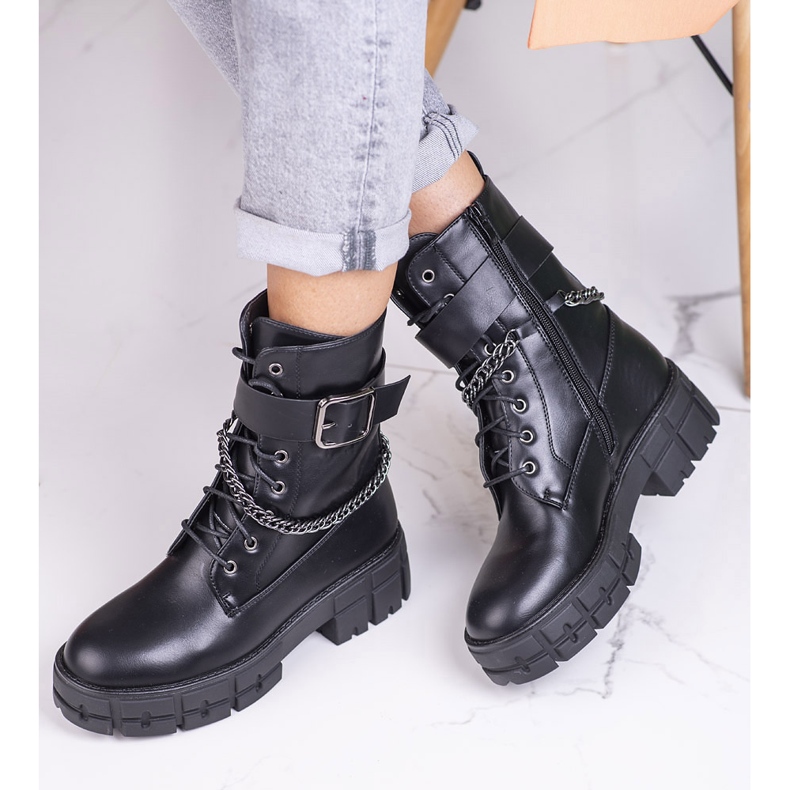 Mustat Shelovet naisten laukut paksulla pohjalla 1