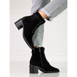 Mustat Shelovet-nauhoitetut naisten saappaat ekologisesta mokkanahkasta 1