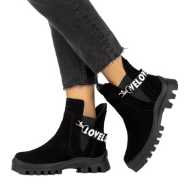 Mokkanahkaiset nilkkurit koristeella Filippo DBT3927 musta 4