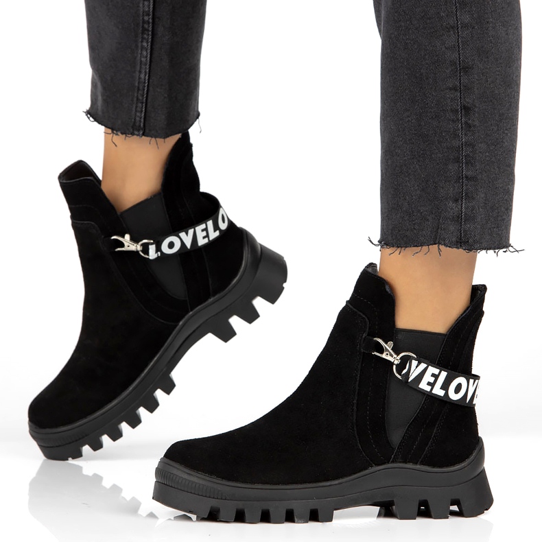 Mokkanahkaiset nilkkurit koristeella Filippo DBT3927 musta 1