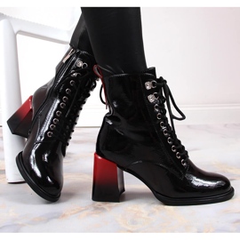 S.Barski Mustat eristetyt mustat S. Barskin saappaat 1