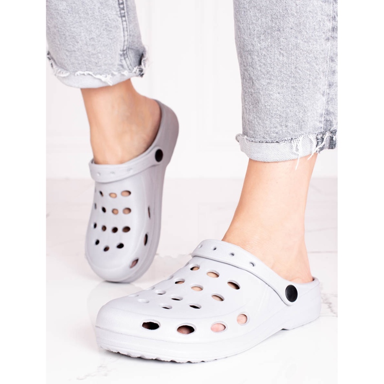 Vaaleat naisten Shelovet harmaat tossut 1