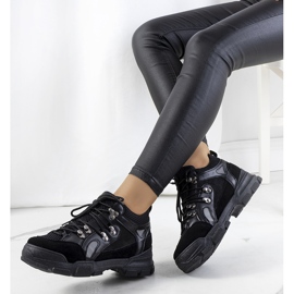 Mustat Stratford Tennarit 1