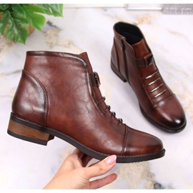 Ruskeat tasakorkoiset saappaat Sabatina SAB118 1