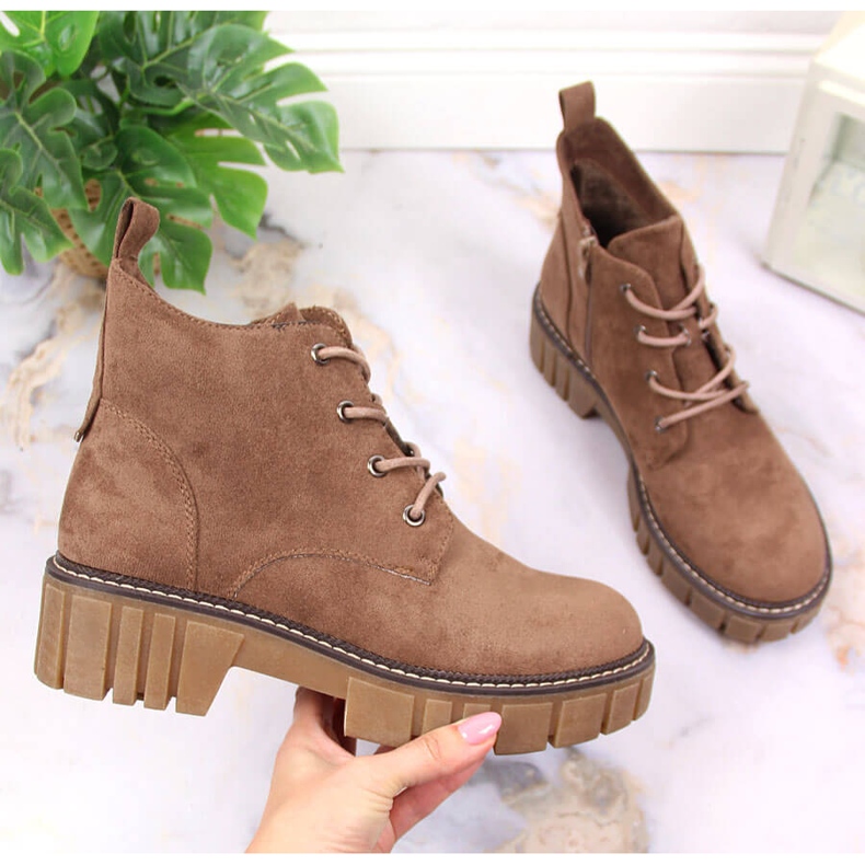 Naisten pehmustetut työntekijät Sergio Leonen ruskealla mokkanahalla 1