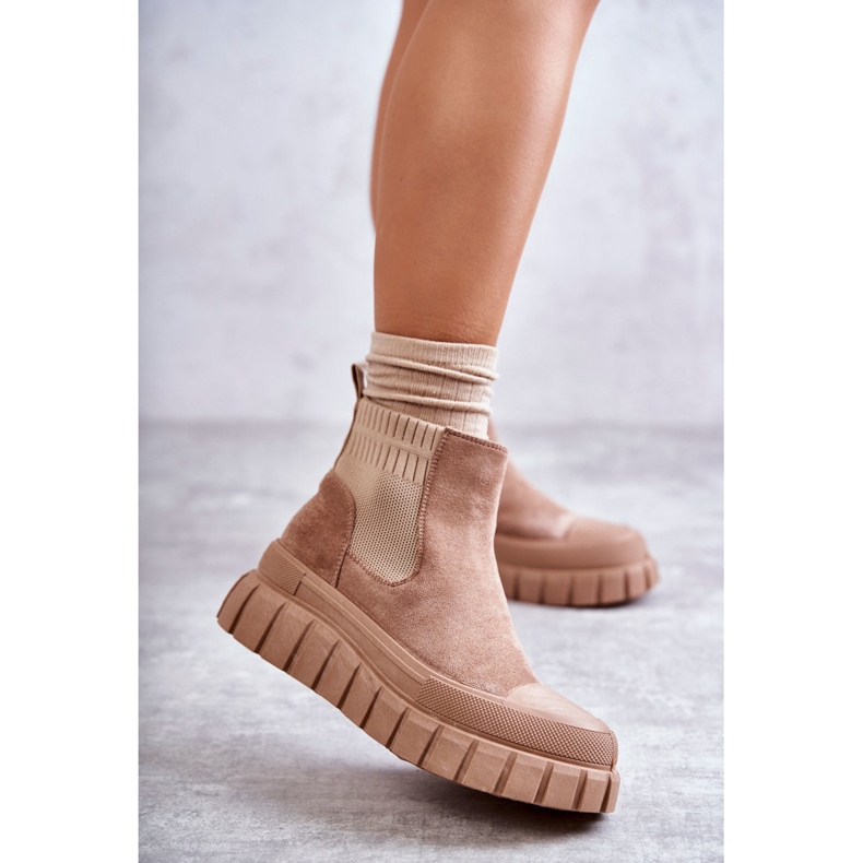 FB2 Muodikkaat Slip-On-saappaat Tummanbeigellä Jenna-alustalla 1