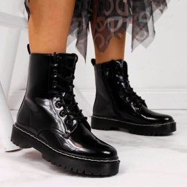 Lämpimät lakatut saappaat Vinceza W JAN55A musta 2