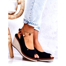 PS1 Naisten mukavat sandaalit soljella, musta Thallas 2