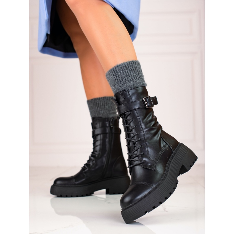 Korkeat mustat naisten laukut Shelovet-nauhoituksilla 1