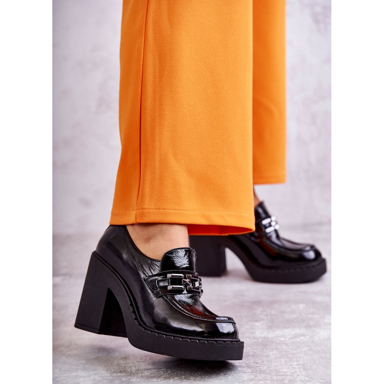 Lakatut kengät massiivisessa Black Jaime -tolppassa musta 1