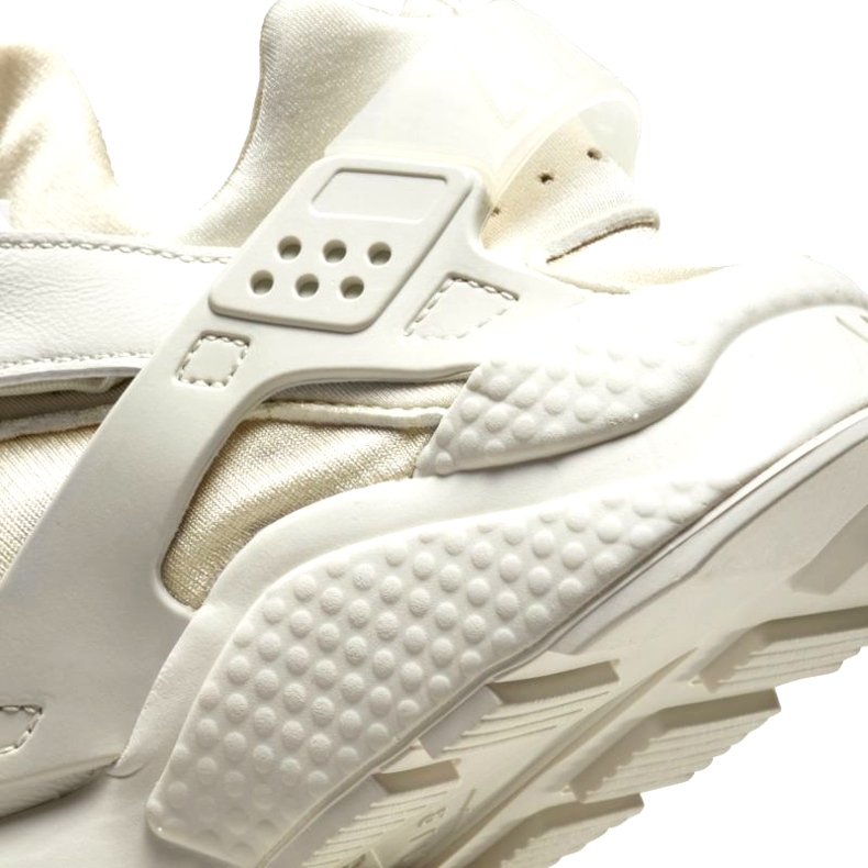 Nike Air Huarache W DQ0916-001 kengät beige 5