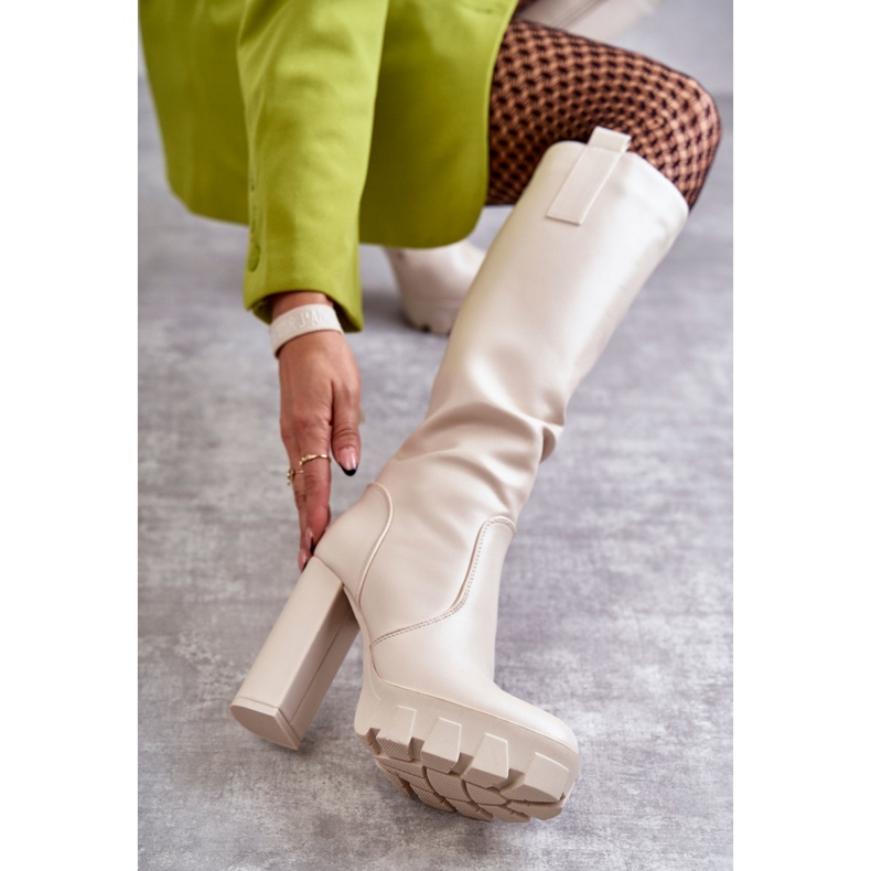 WS1 Muodikkaat Eco-nahkasaappaat beigenvärisellä Isabell-alustalla 2