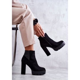 PG1 Naisten mokkanahkakorkokengät mustat Maricruz 1