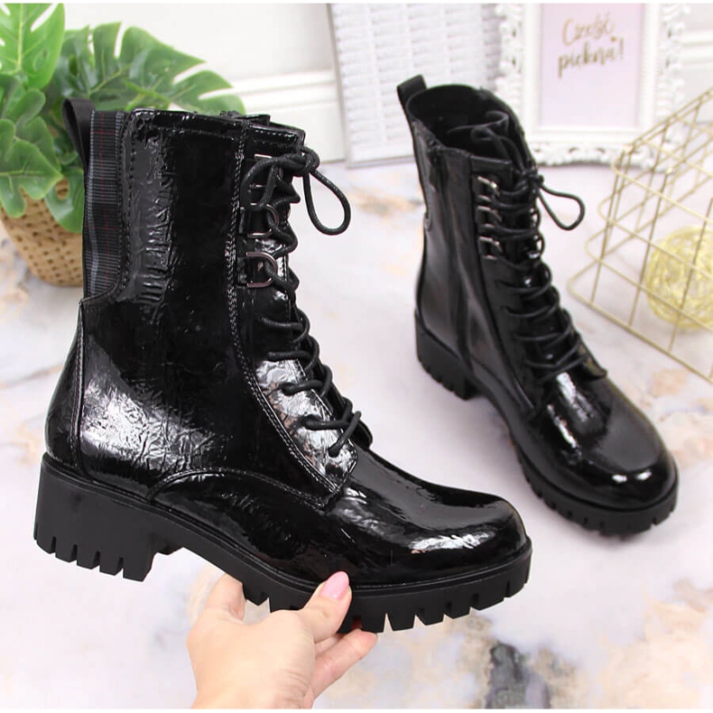 Musta Lakatut ja eristetyt trapper-saappaat Jezzi JEZ369 1