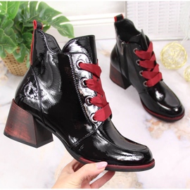 Mustaksi lakatut eristetyt naisten saappaat mustat Vinceza JAN147A 1