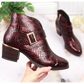 Lakatut naisten saappaat eristetty krokotiilinpunainen Vinceza claret 1
