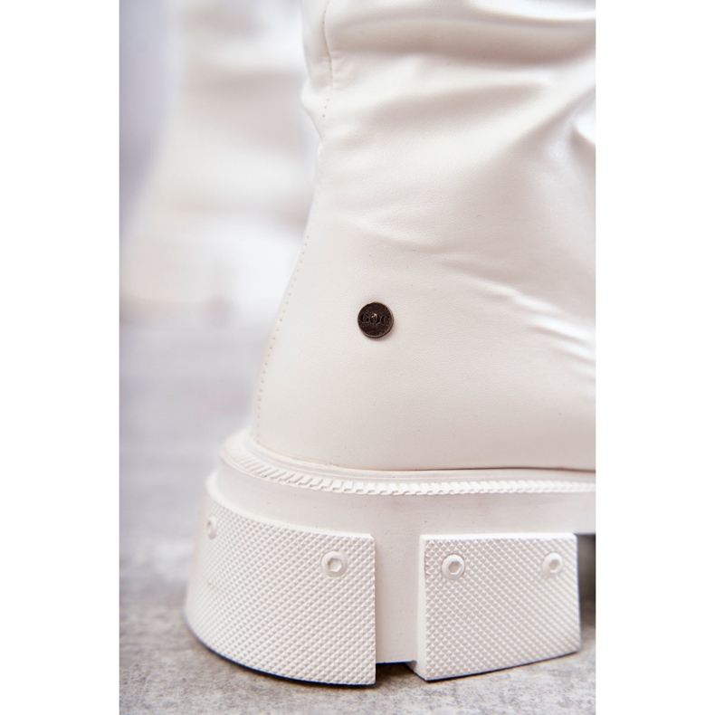 Nahkasaappaat polven yli tasaisella kantapäällä GOE KK2N4022 valkoinen 2