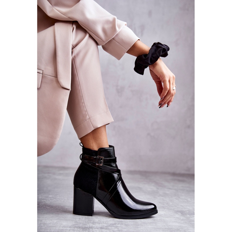 PL4 Muodikkaat lakatut saappaat La.Fi 260037B-LA Musta 1