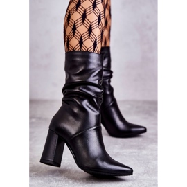 Nahkasaappaat korkokengillä Laura Messi 2560 musta 1