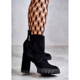 Mokkamustat saappaat kantapäällä Elia 2