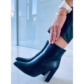 Klassiset Fergie Black -korkokengät musta 2