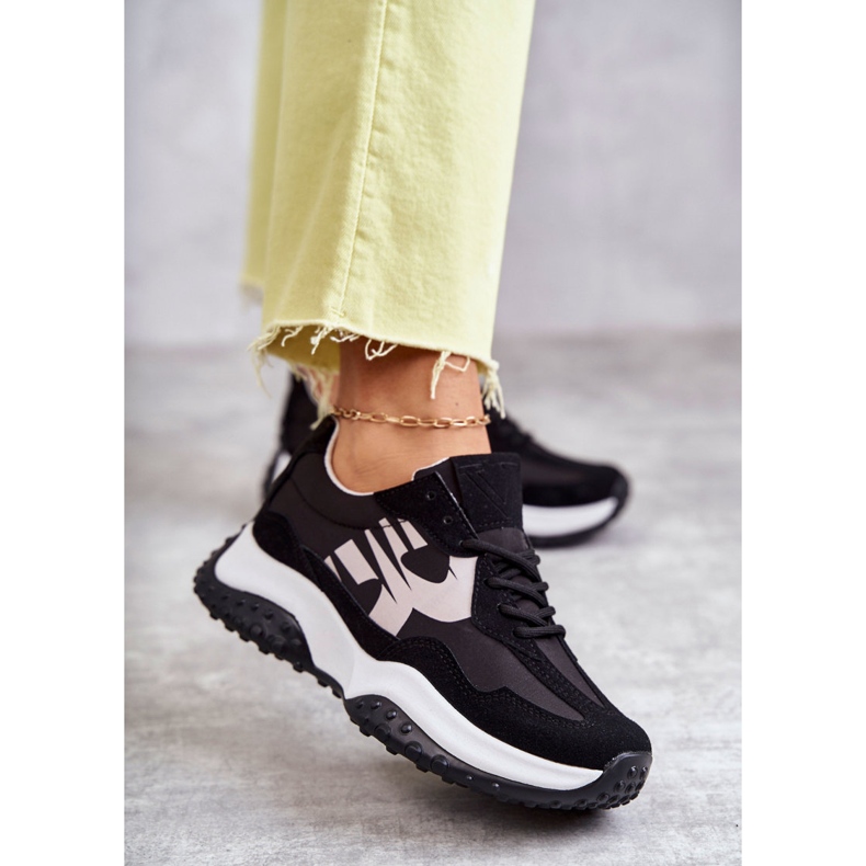 Vinceza Naisten urheilukengät, sidottu musta Tolea 1