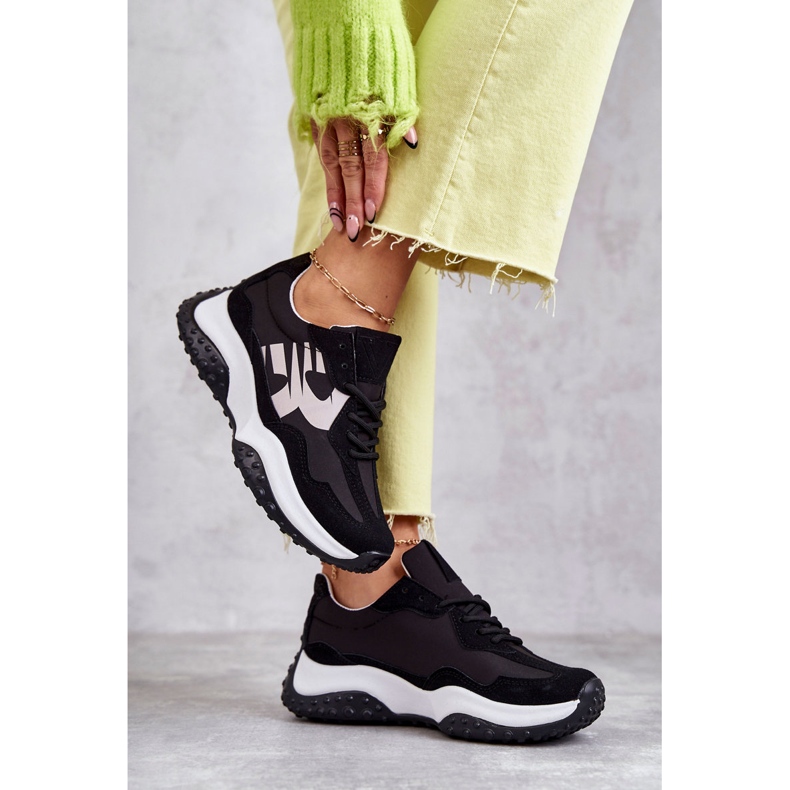 Vinceza Naisten urheilukengät, sidottu musta Tolea 2