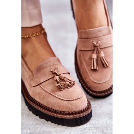 Vinceza Naisten mokkanahkakengät beigellä Unni-tasolla 2