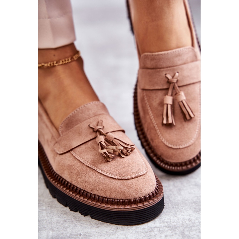 Vinceza Naisten mokkanahkakengät beigellä Unni-tasolla 2