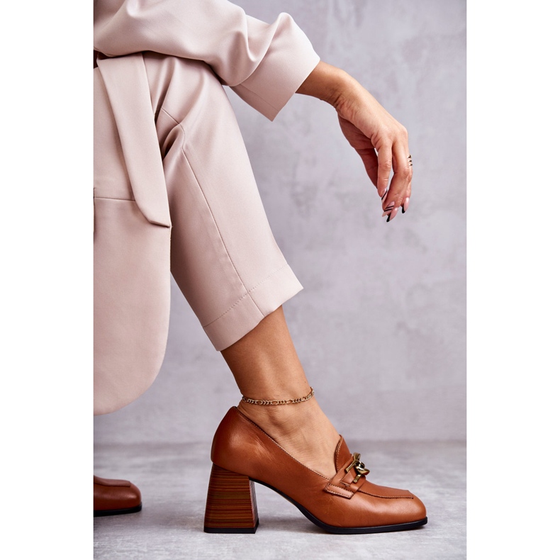 Nahkapumput ketjulla Laura Messi 2514 Camel ruskea 2