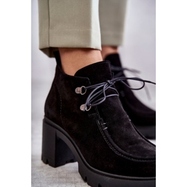 Naisten mokkanahkasaappaat sidottu musta Marianne 2