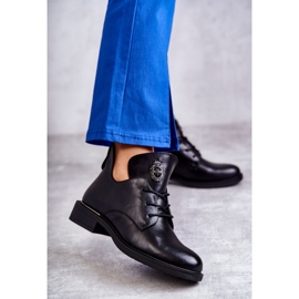 Vinceza Nahkaiset nauhasaappaat leikkauksilla Musta Fabiana 1