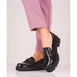 Naisten mokasiinit paksussa Shelovet-pohjassa musta 1