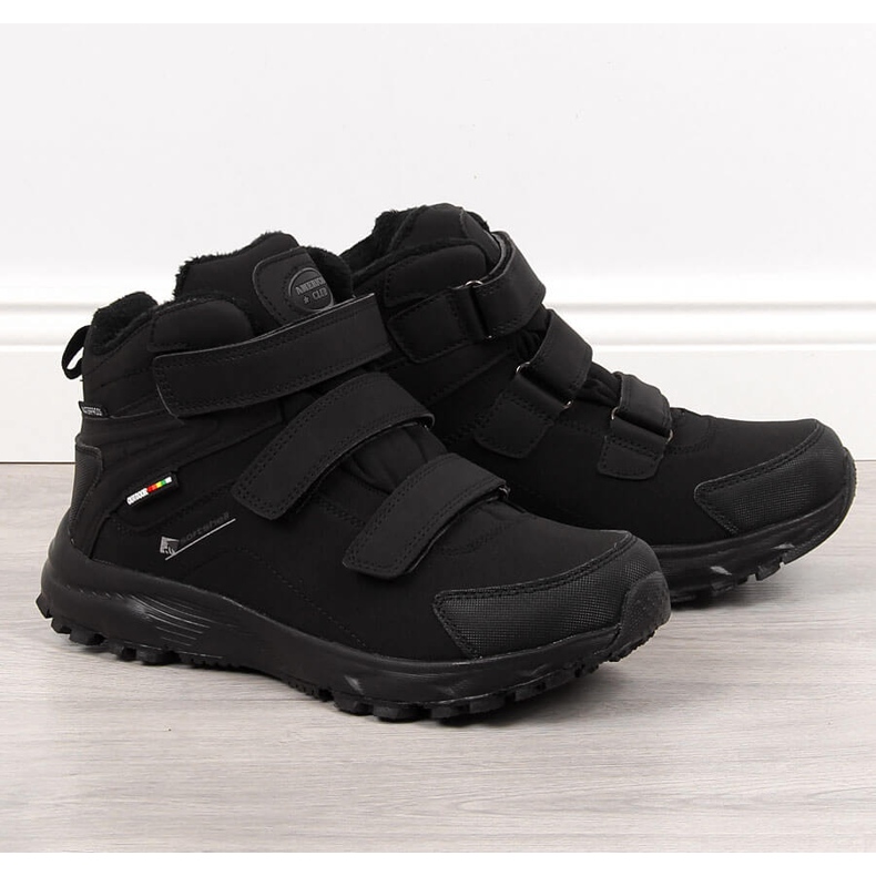 Miesten vedenpitävät eristetty musta American Club vaelluskengät 2