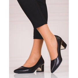 Naisten mustat pumput matalassa Shelovet-tolppassa 1