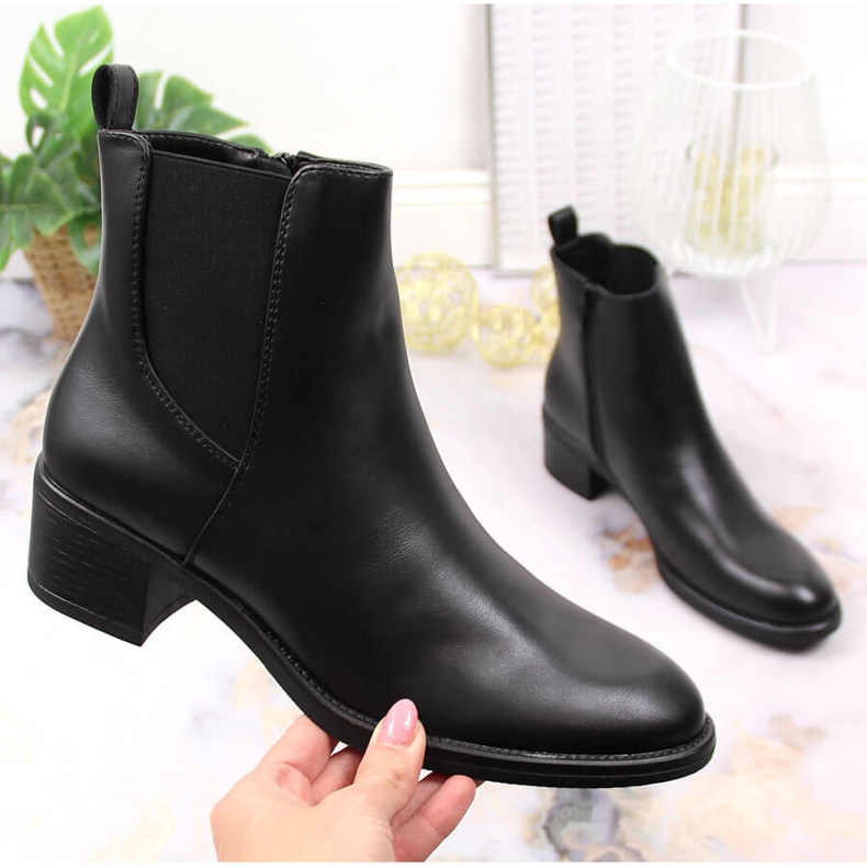 Mustat jodhpur-saappaat Sergio Leone 1