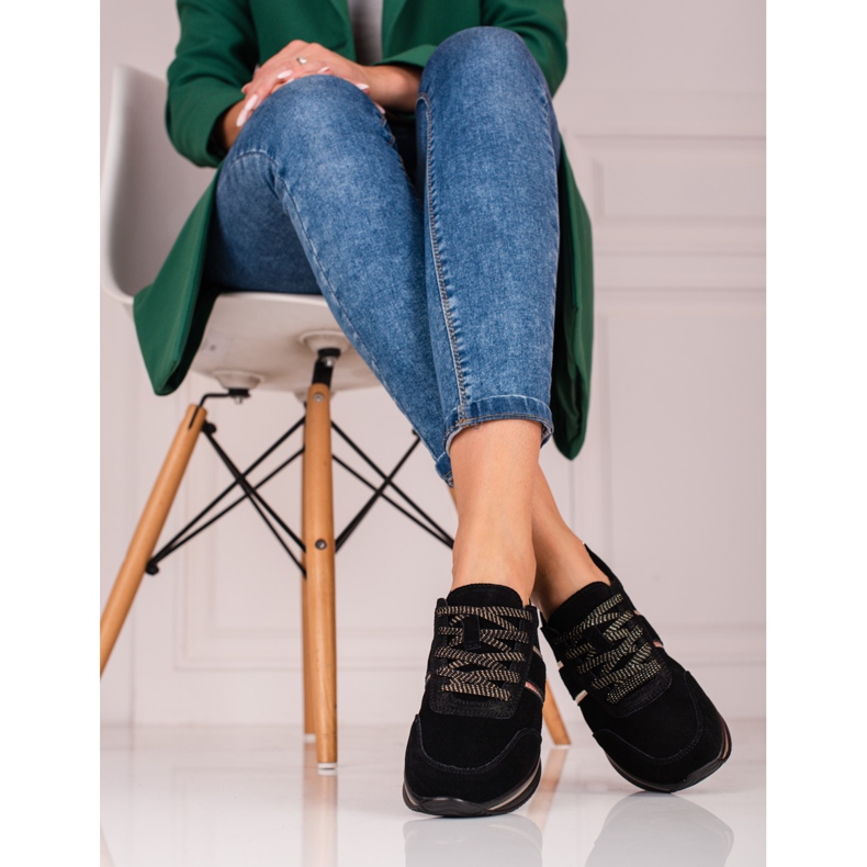 Naisten nahkaiset tennarit Shelovet-alustalla musta 1