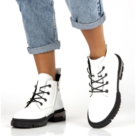 Filippo DBT4173 Eristetyt Patenttisaappaat, Valkoinen 4