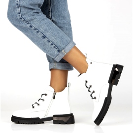 Filippo DBT4173 Eristetyt Patenttisaappaat, Valkoinen 3