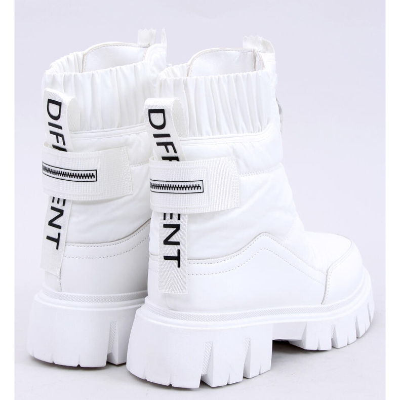 PA1 Joanie Whiten eristetyt lumisaappaat valkoinen 2